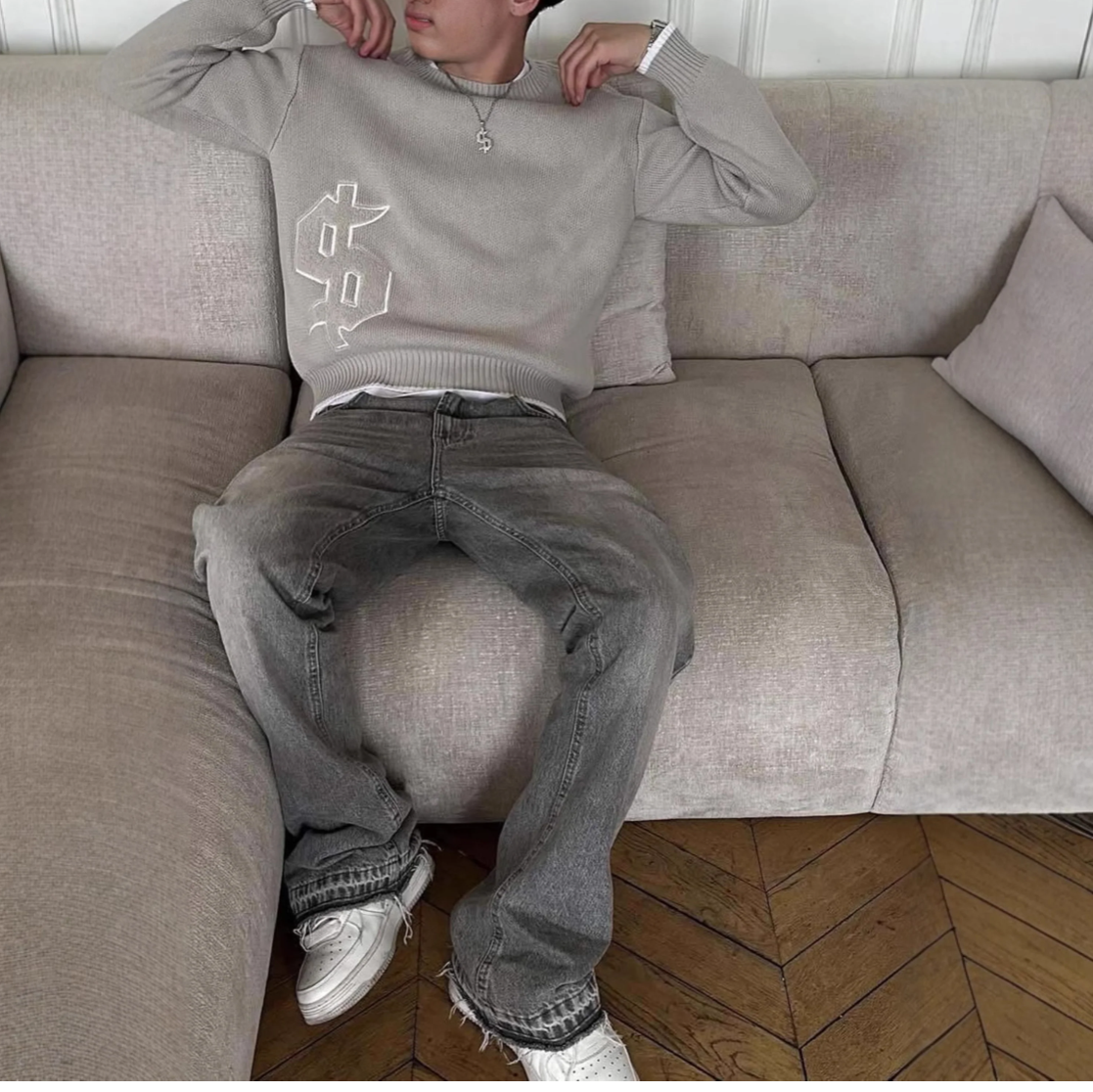 DOLLAR – KNIT SWEATER